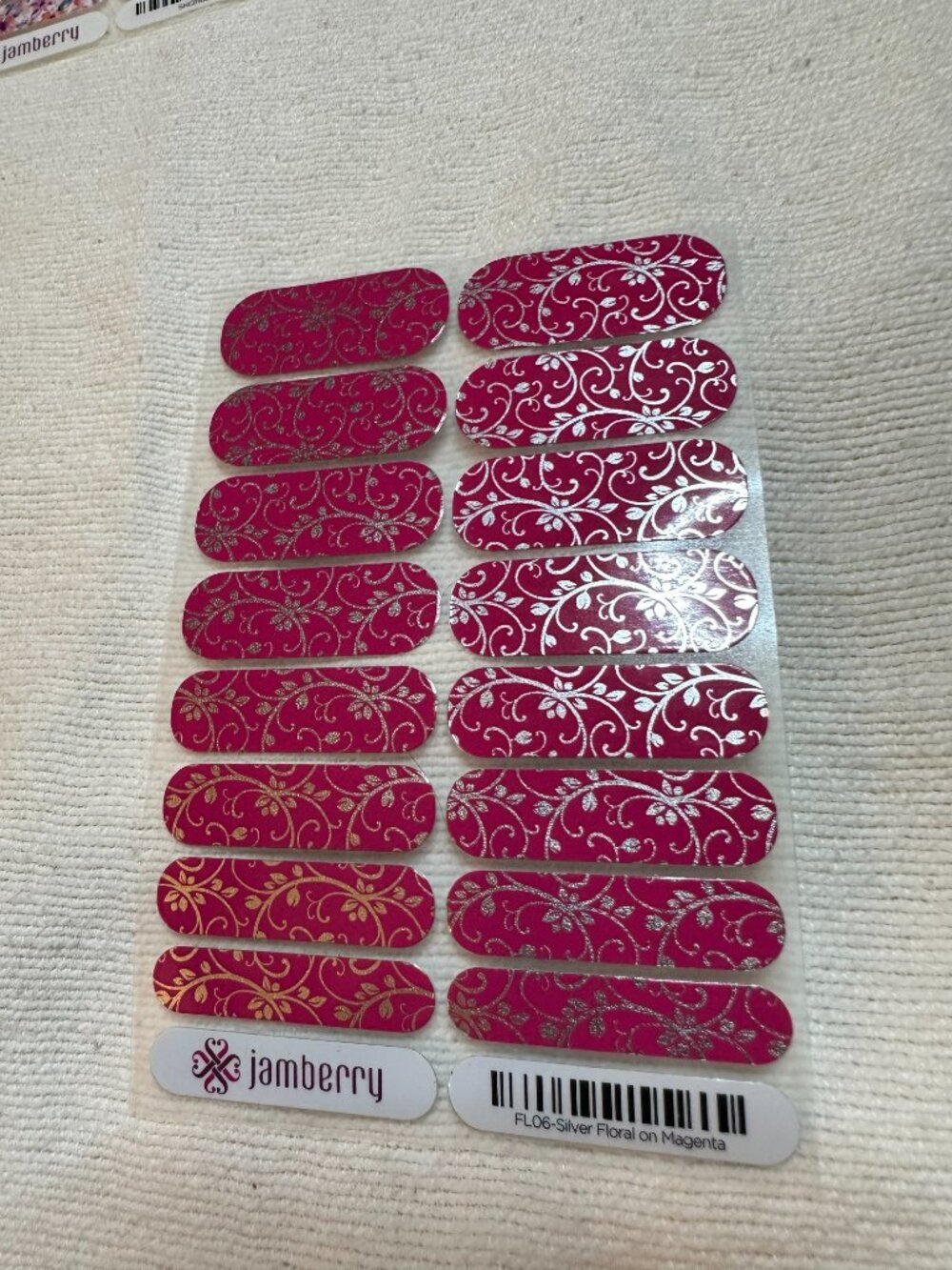 💅Hard to Find Jamberry Nail Wrap, Full Set in Red Foil-Look, Floral, Art Deco💅